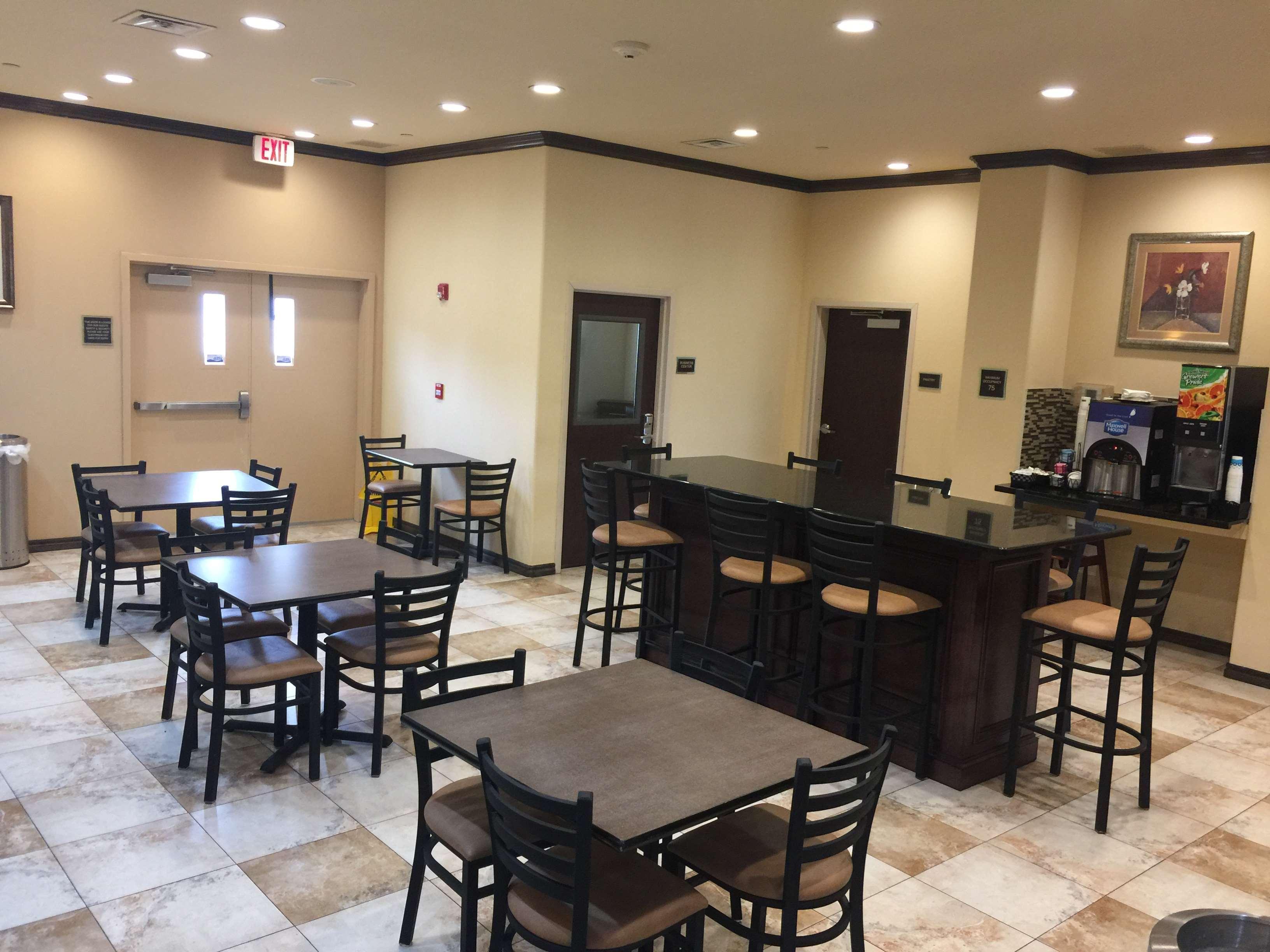 Best Western Red River Inn & Suites Такервилл Экстерьер фото