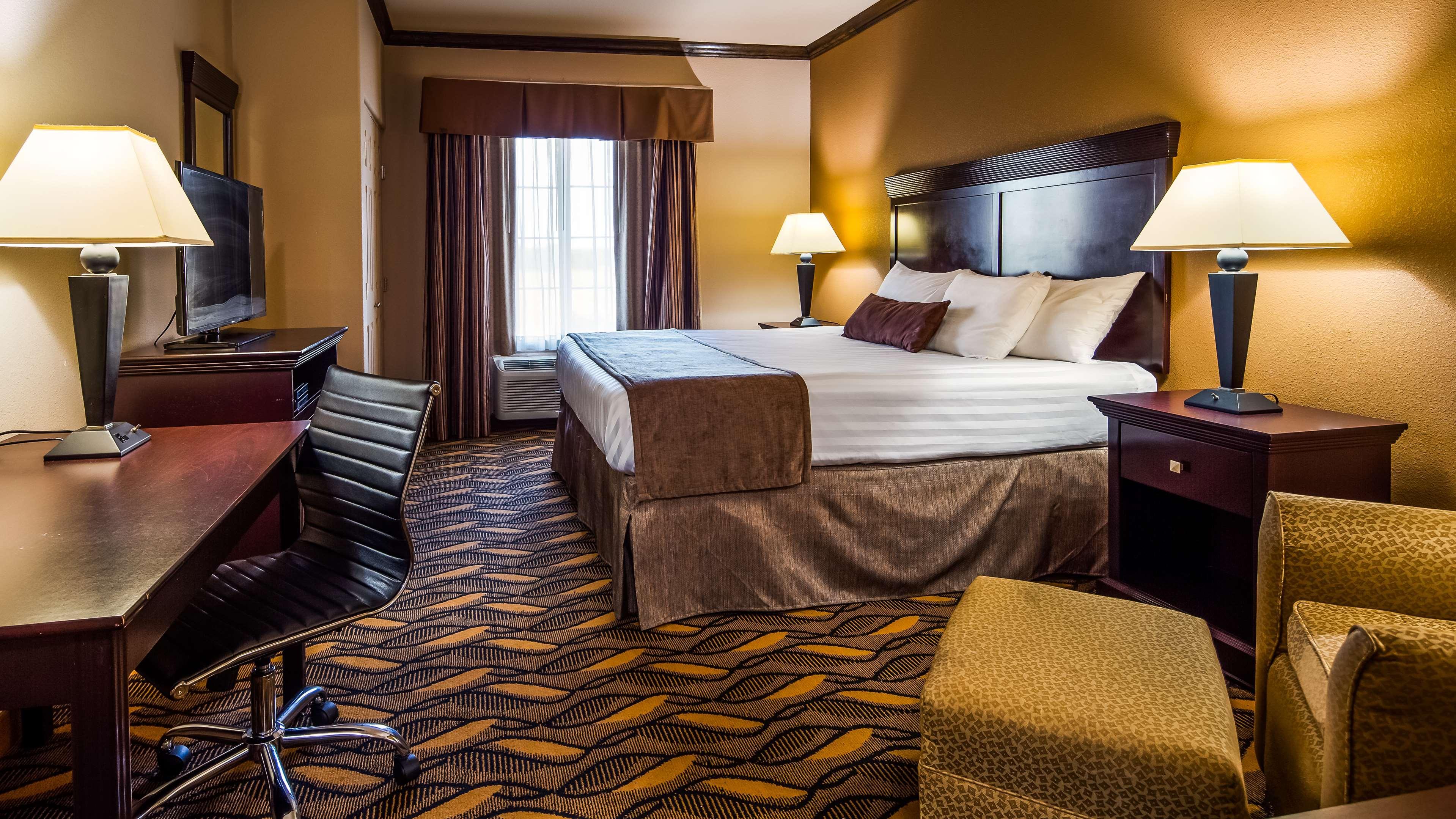 Best Western Red River Inn & Suites Такервилл Экстерьер фото