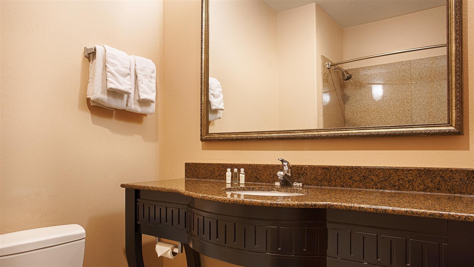 Best Western Red River Inn & Suites Такервилл Экстерьер фото